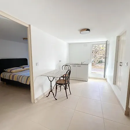 Holiday home Le Criquet D'or